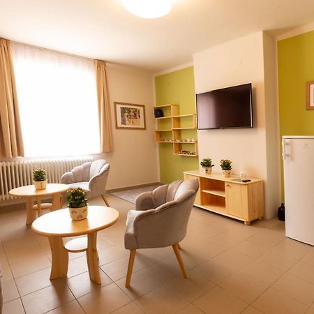 Csoemoeri Vendeghaz Hotel Csomor Eksteriør billede